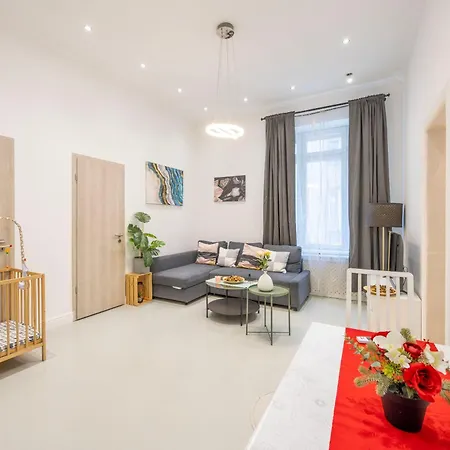 Deluxe & Cozy 3bedroom Next To The Fashion St
