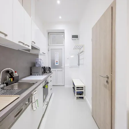 Deluxe & Cozy 3bedroom Next To The Fashion St Budapest