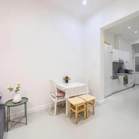 Deluxe & Cozy 3bedroom Next To The Fashion St Budapeszt