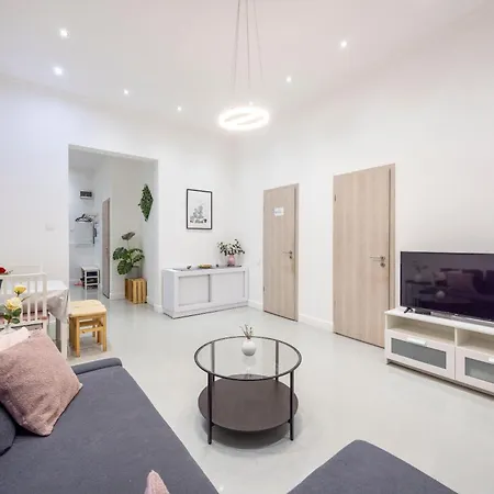 Deluxe & Cozy 3bedroom Next To The Fashion St