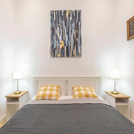 Deluxe & Cozy 3bedroom Next To The Fashion St *