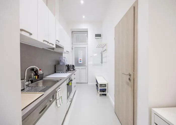 Deluxe & Cozy 3bedroom Next To The Fashion St Budapesta